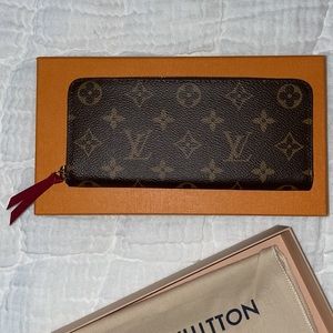 Louis Vuitton clemence wallet